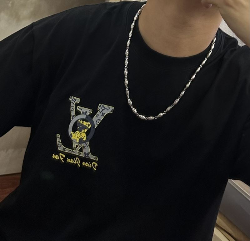 chr1st1an D10r necklaces